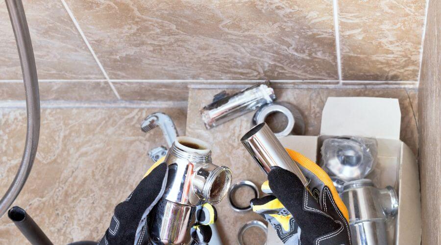 Professional gutter cleaning in Harwood, TX